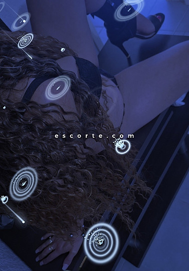 lyzy - Girl escort Toulouse