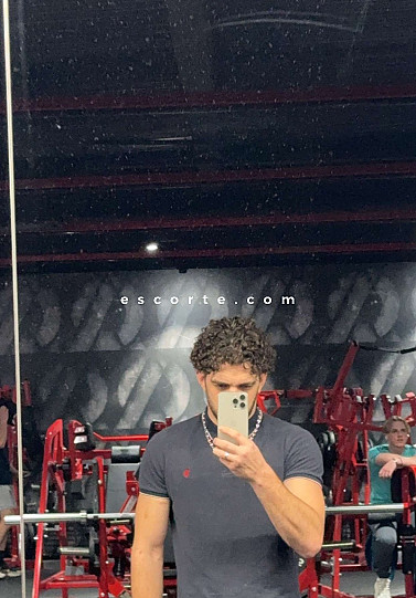 Enzo - Males escort Nîmes