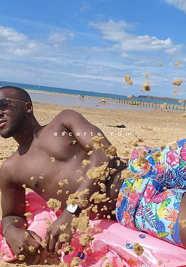 Black chaud - Males escort Paris