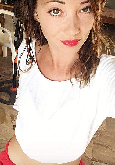 Emma - Girl escort Montpellier