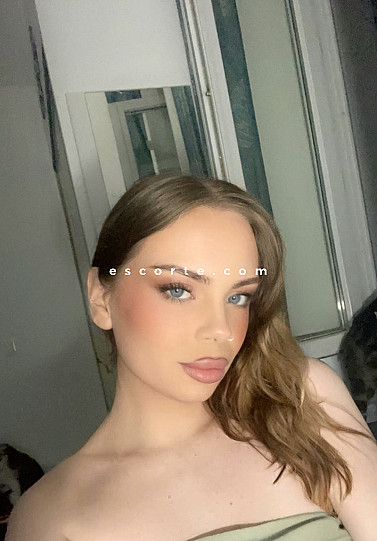 Rose Escort Trans Nimes - Transsexuels escort Nîmes