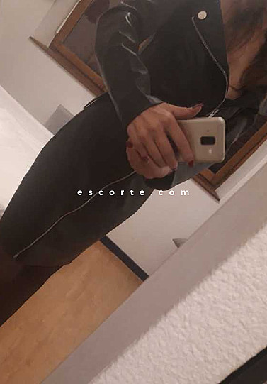 Coquine - Girl escort Rodez