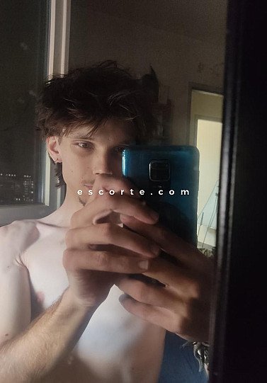 Tristan - Males escort Toulouse