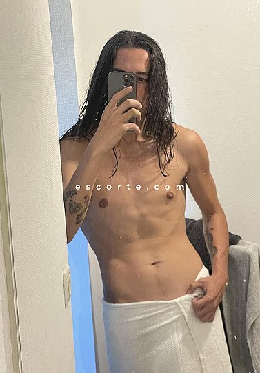 Raphael - Hommes escort Bordeaux