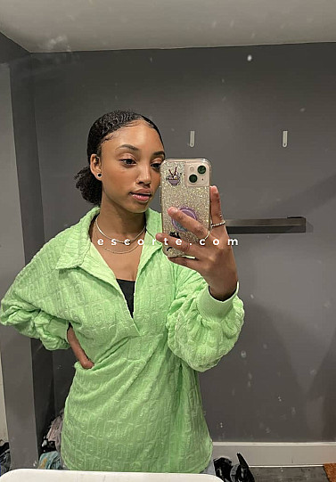 maeva - Girl escort Lyon