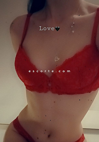 Emmilly22 - Girl escort Bergerac