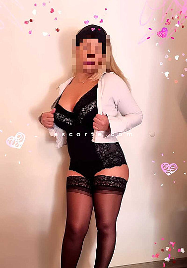 Belle femme - Girl escort Vichy