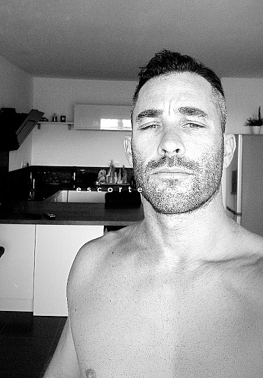 Hugo - Hommes escort Cannes