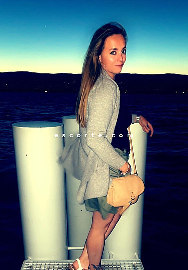 Anissa - Girl escort Annemasse