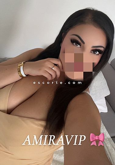 AmiraVIP - Girl escort Paris