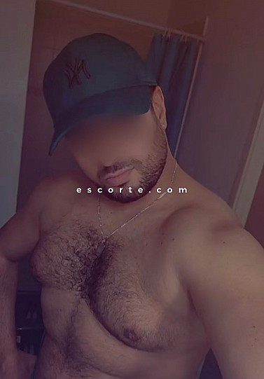 Moks - Males escort Marseille