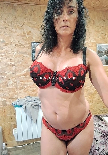 Yliana - Hommes escort Douai