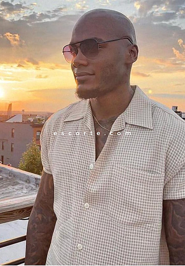 Carlitoo - Hommes escort Paris