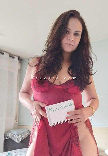 Catia lucy - Girl escort Lyon