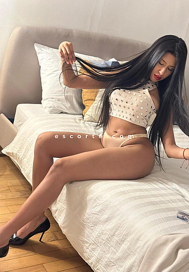 Mileidis - Girl escort Paris