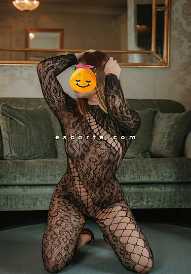 Sabinedescarte - Girl escort Lyon