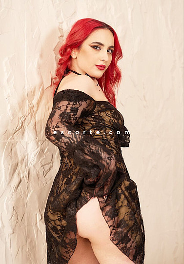 Aya - Girl escort Paris