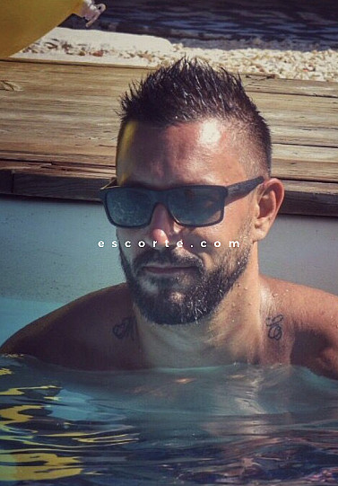 Compagnon ideal - Males escort Orléans