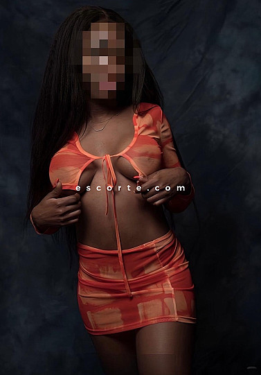 Teslay - Girl escort Paris