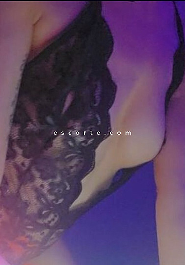 Kristy19 - Girl escort Brive-la-Gaillarde