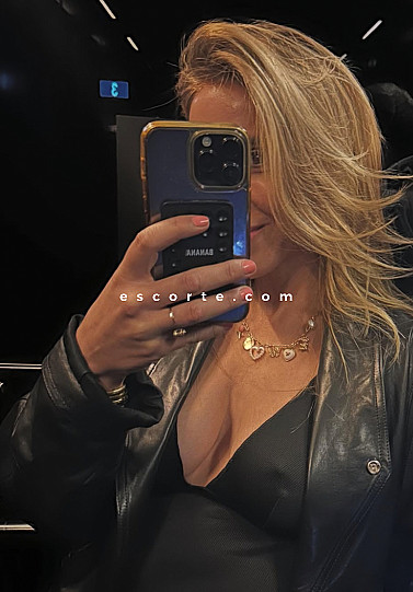NinaLove - Girl escort Bayonne