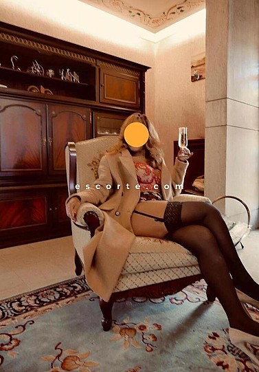 Thays - Girl escort Toulouse