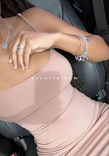 coridan - Girl escort Ajaccio