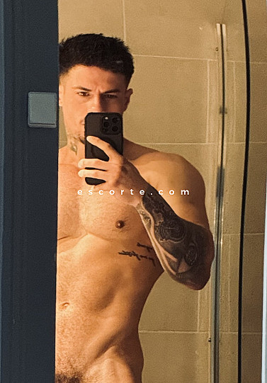 YuriXXL - Males escort Paris
