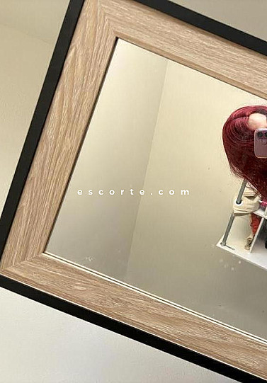Alice - Girl escort Limoges