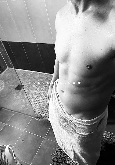 Martin - Males escort Aix-en-Provence