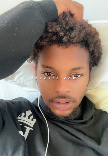 Babyblack - Males escort Créteil