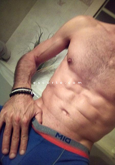Gabriel - Males escort La Teste-de-Buch