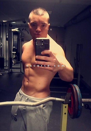 Fireboy - Males escort Tourcoing