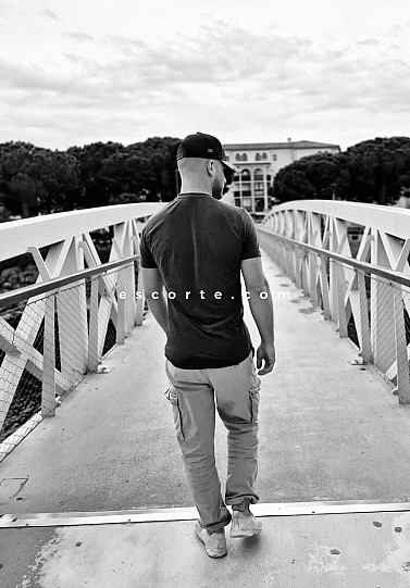 Maitre alpha - Hommes escort Valence