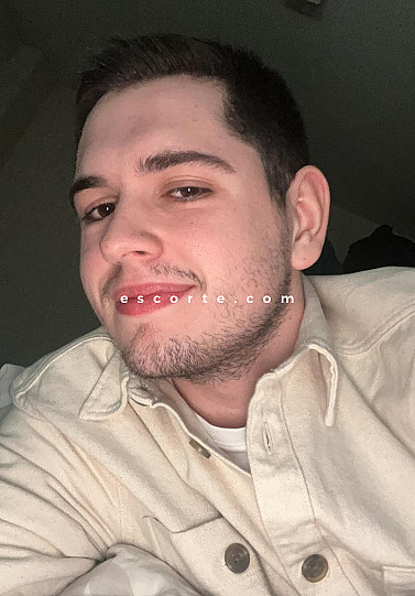 Decky - Males escort Rosny-sous-Bois