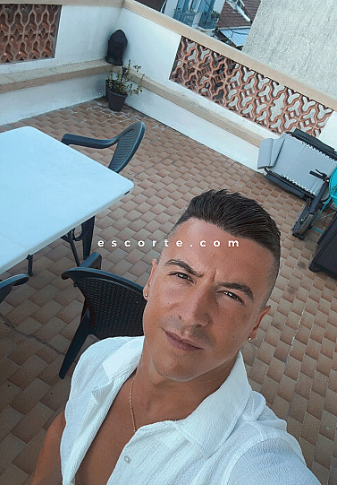Julio - Males escort Dijon