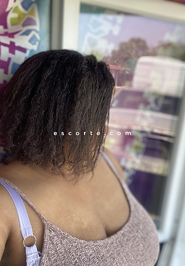 Sexymayana - Girl escort Brest