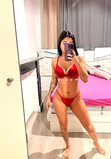 neslybailly - Girl escort Amiens