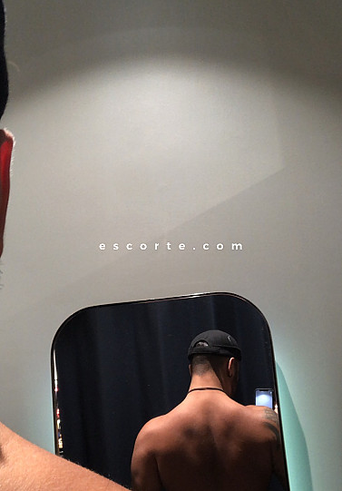 BABAYO - Hommes escort Nantes