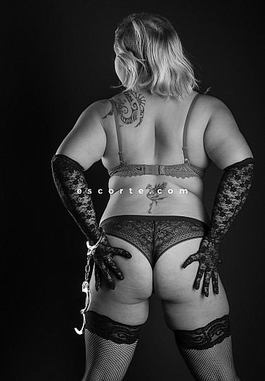 Amelie - Girl escort Saint-Étienne