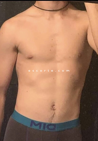 Calypso - Hommes escort Paris