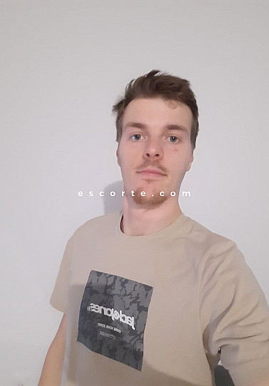 Fabien - Males escort Clermont-Ferrand