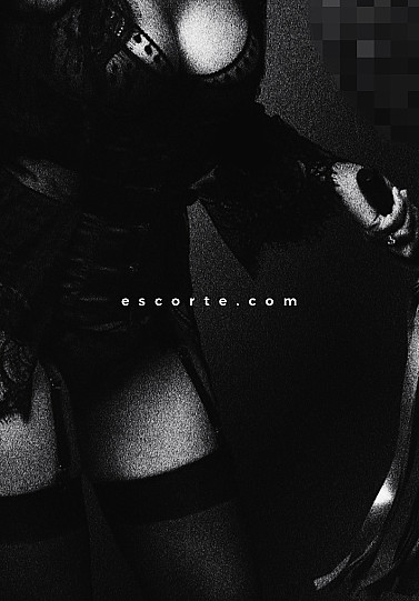 Reinesolena - Girl escort Aix-en-Provence