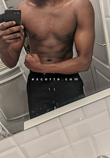 Ali - Males escort Paris