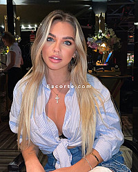 WILLY - Female escort Paris