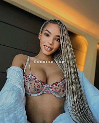 PIDDY - Female escort Paris