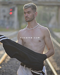 Enzo - Hommes escort Vienne