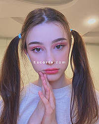 SEEMA - Femme escort Paris