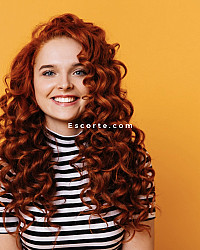 Elena - Female escort Paris