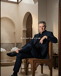 Camille - Males escort Biarritz